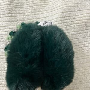 NWT Anthropologie Ear Muff | Green